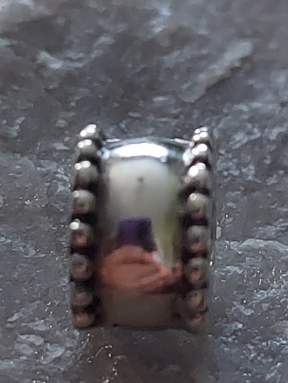 Pandora Beveled Clip